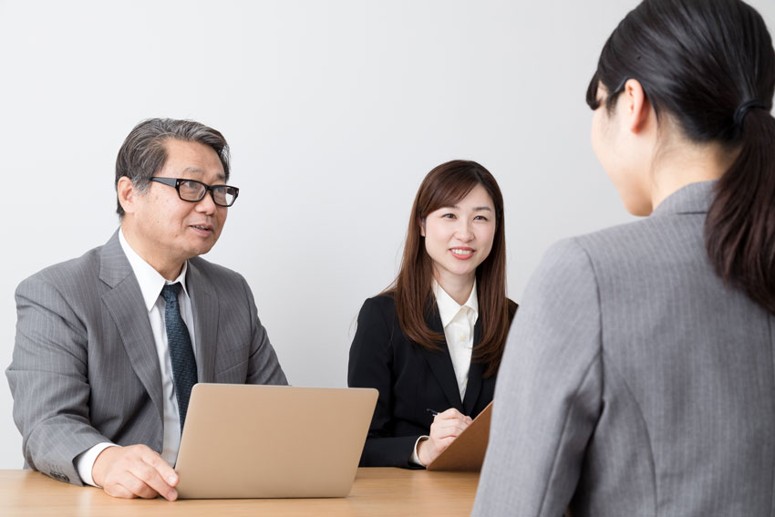 一人で行う以外の面接の効果的な練習方法