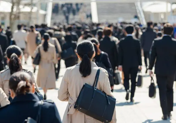 専門学校　就活